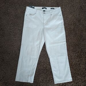 White Chrystie Capri size 10 Nine West Missy NWT